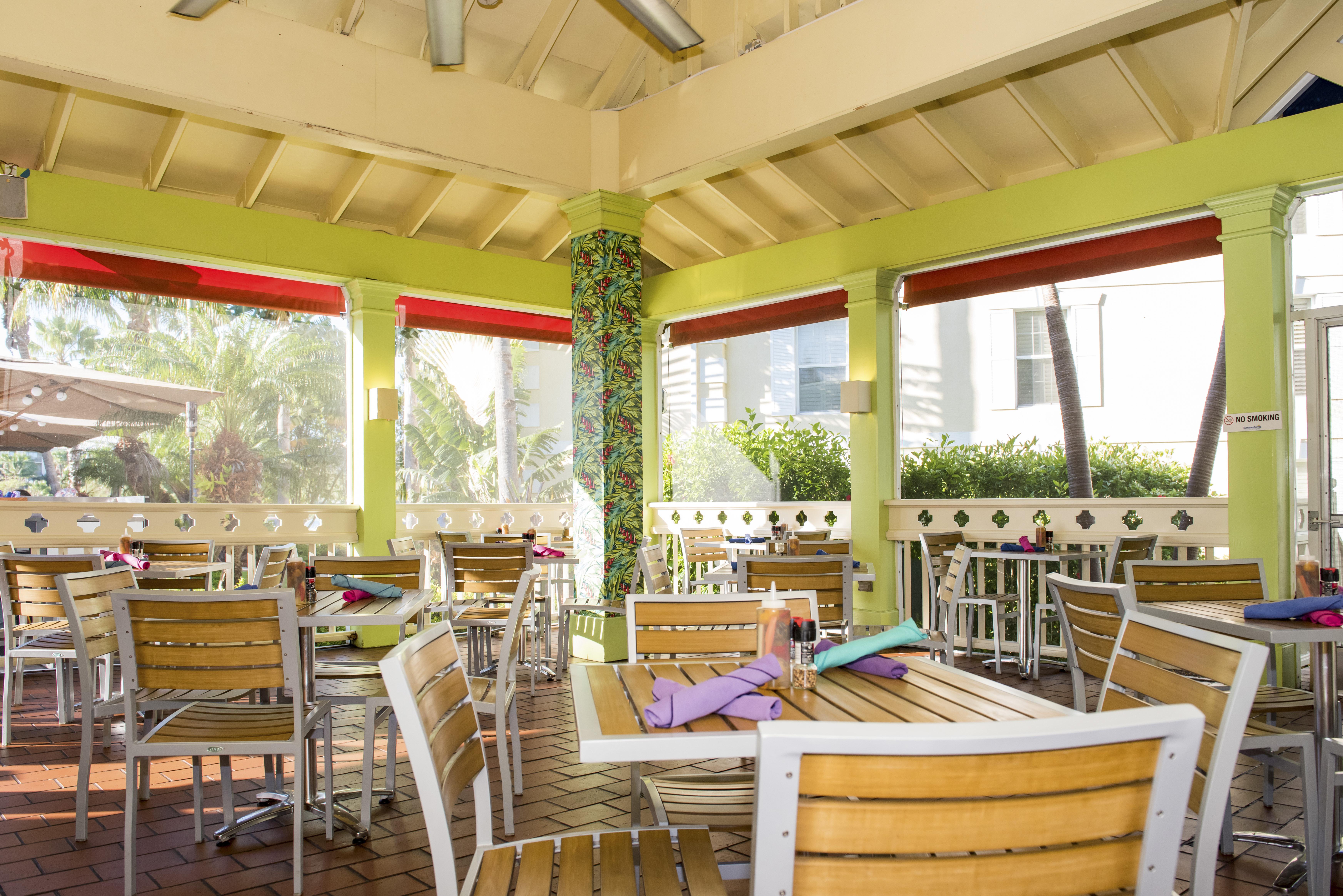 Sunshine Suites Resort West Bay Εξωτερικό φωτογραφία