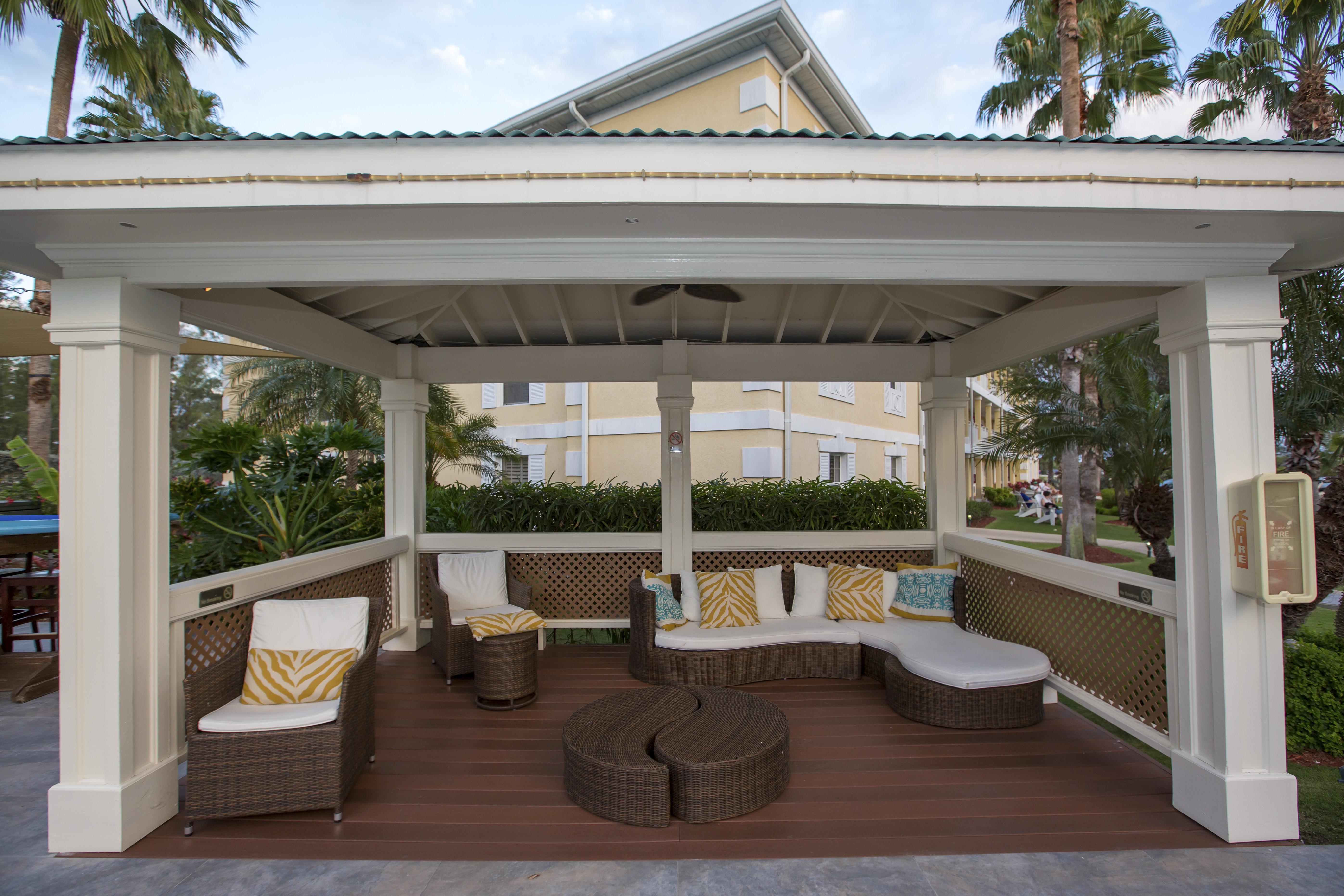 Sunshine Suites Resort West Bay Εξωτερικό φωτογραφία