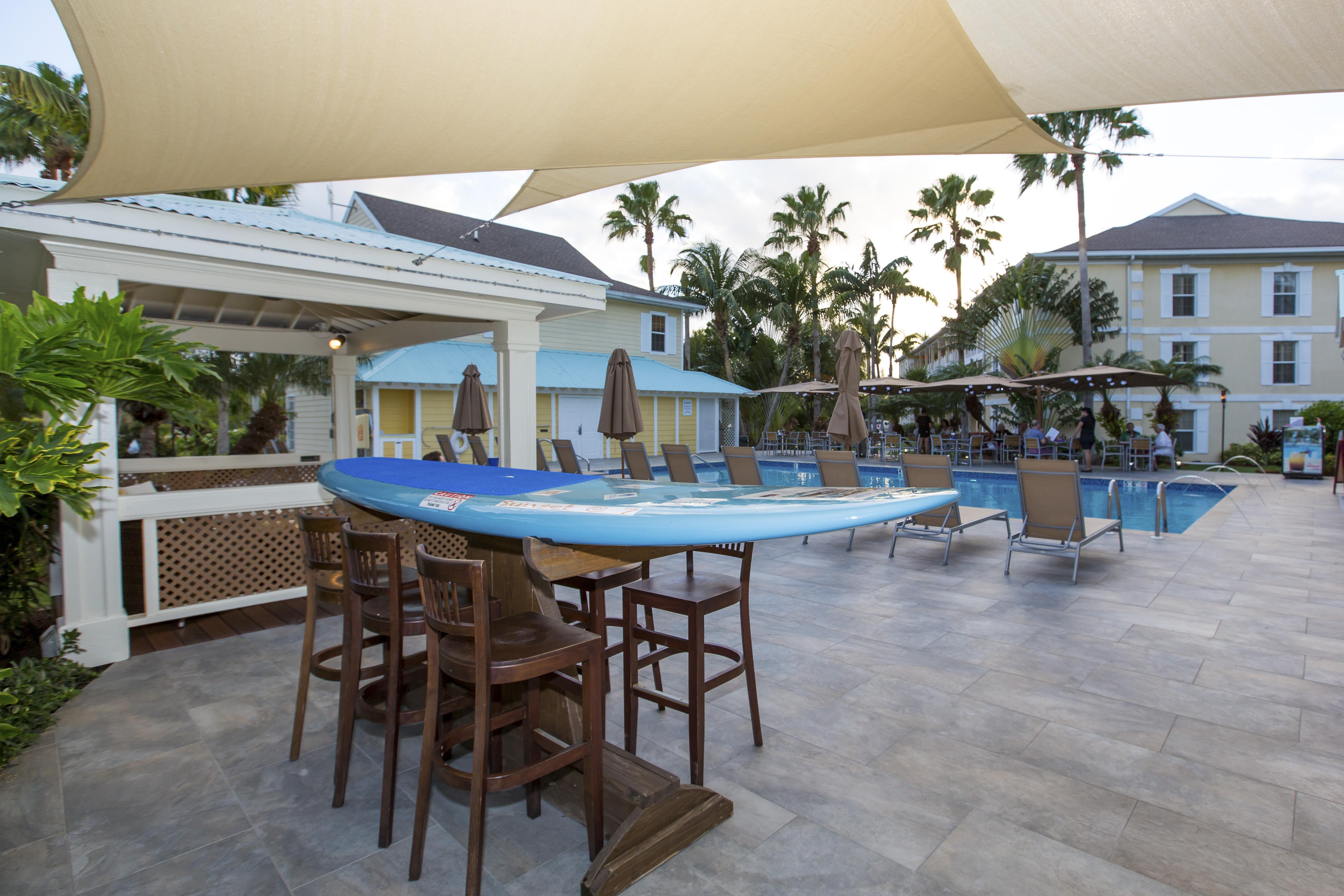 Sunshine Suites Resort West Bay Εξωτερικό φωτογραφία